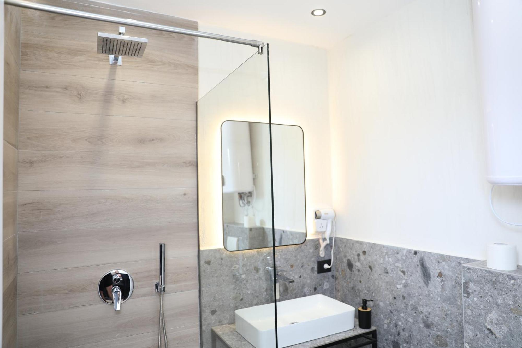 Hotel Scutari Shkoder Luaran gambar
